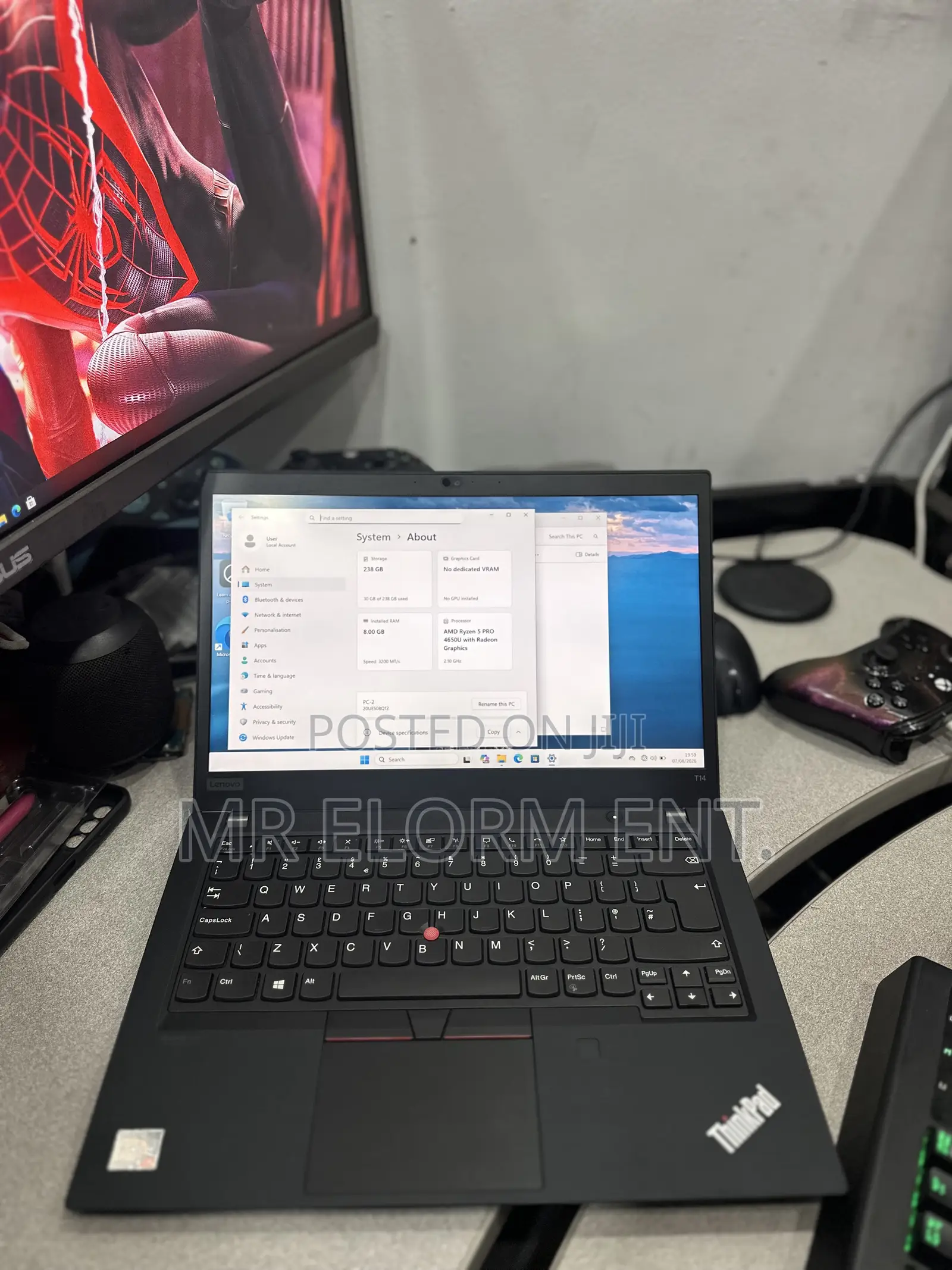 Laptop Lenovo ThinkPad T14s Gen 1 8GB AMD Ryzen 5 SSD 256GB