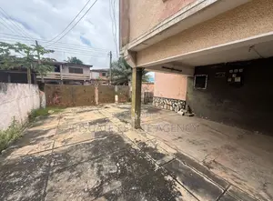 6bdrm House in Lartebiokorshie for sale