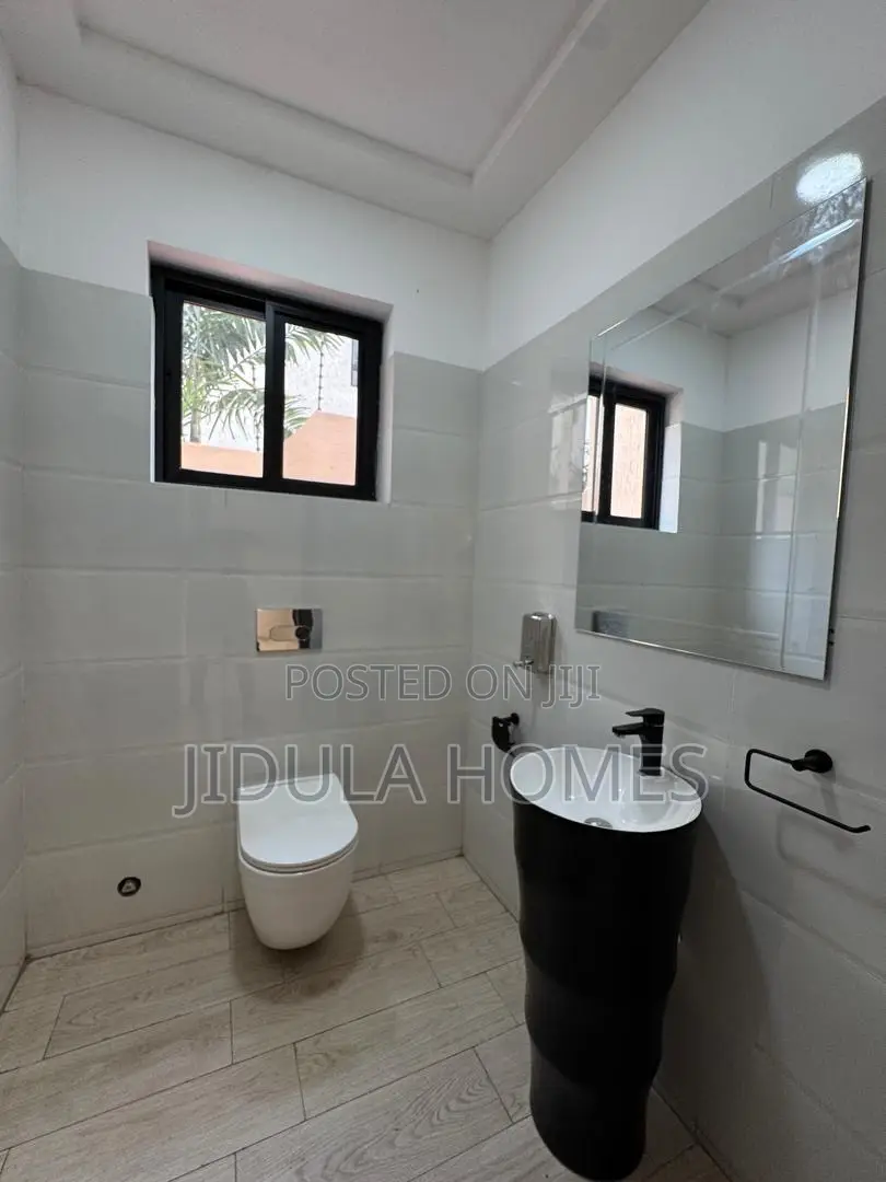 4bdrm Townhouse/Terrace in East Legon Hills, School Junction for sale