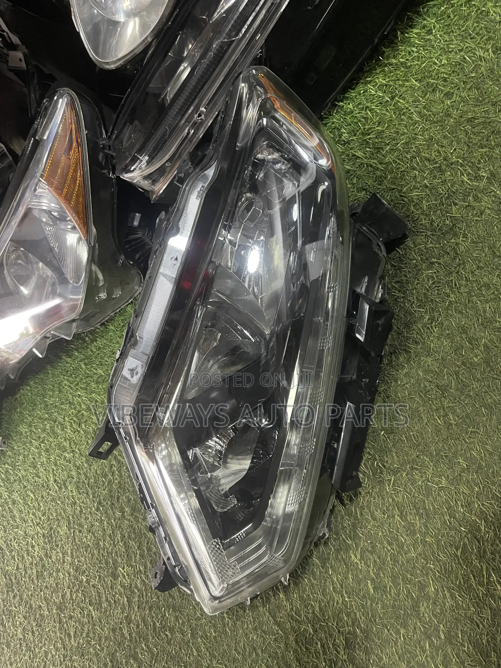 Nissan Rouge 2014-2017 Headlights Original