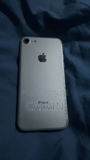Apple iPhone 7 128 GB Gray
