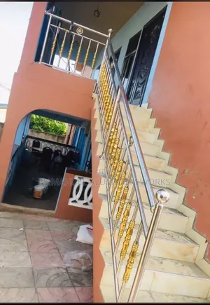 C80 Series 20 Stainless Balustrade Gold
