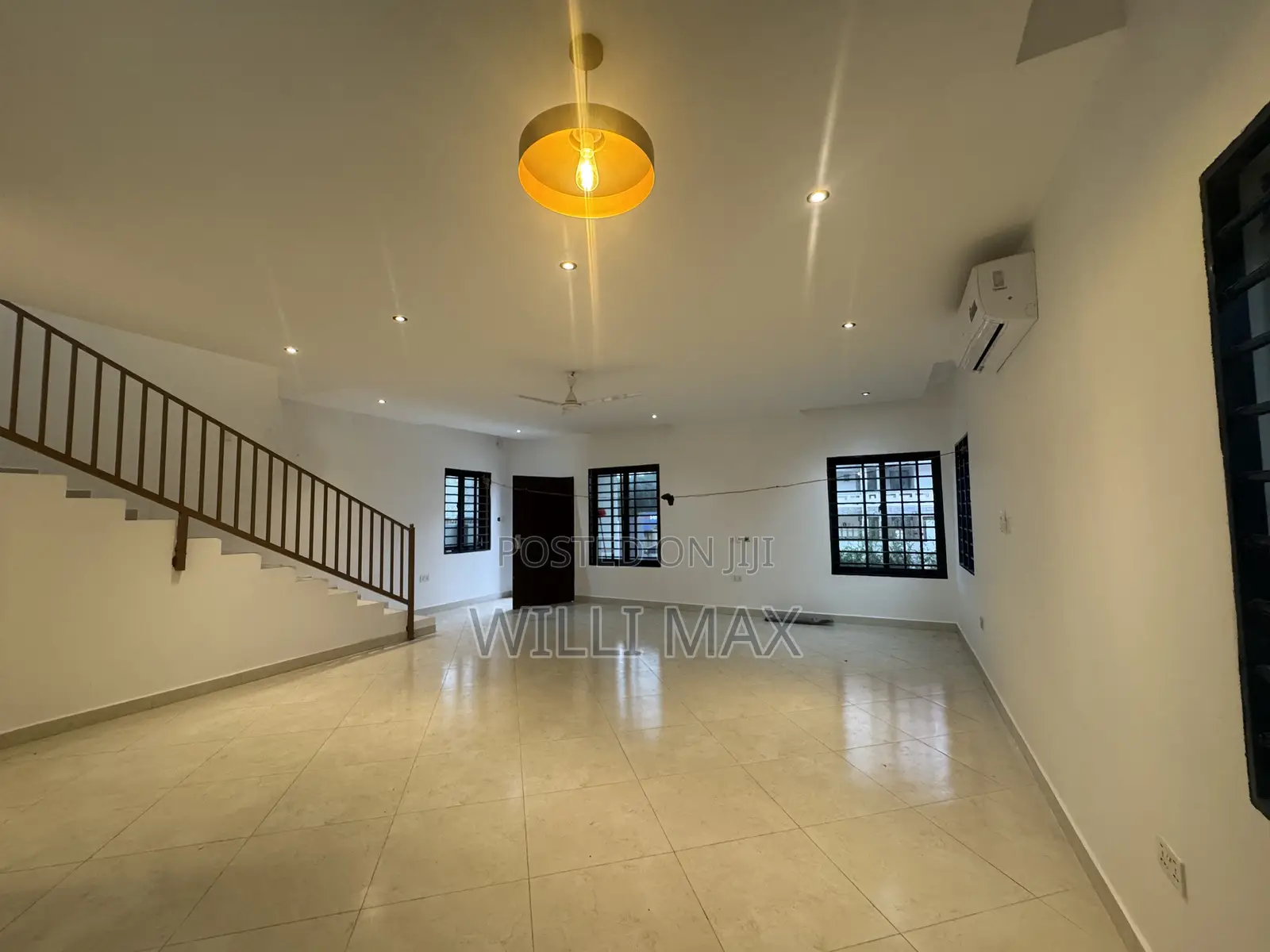 4bdrm Duplex in Oyarifa for sale