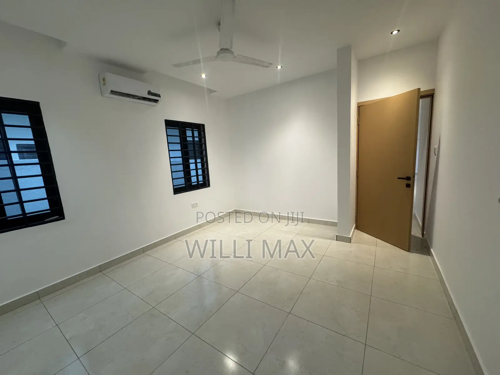 4bdrm Duplex in Oyarifa for sale