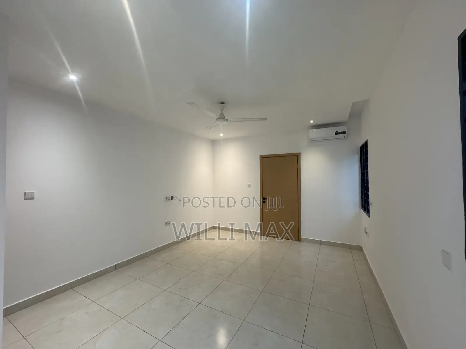 4bdrm Duplex in Oyarifa for sale