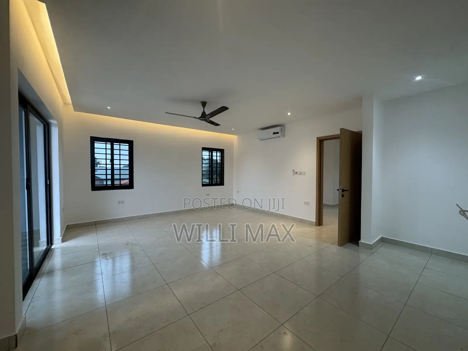 4bdrm Duplex in Oyarifa for sale