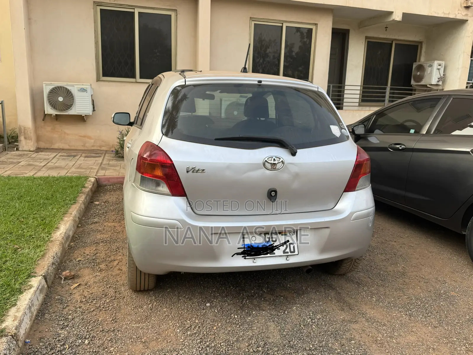 Toyota Vitz 2009 Gray