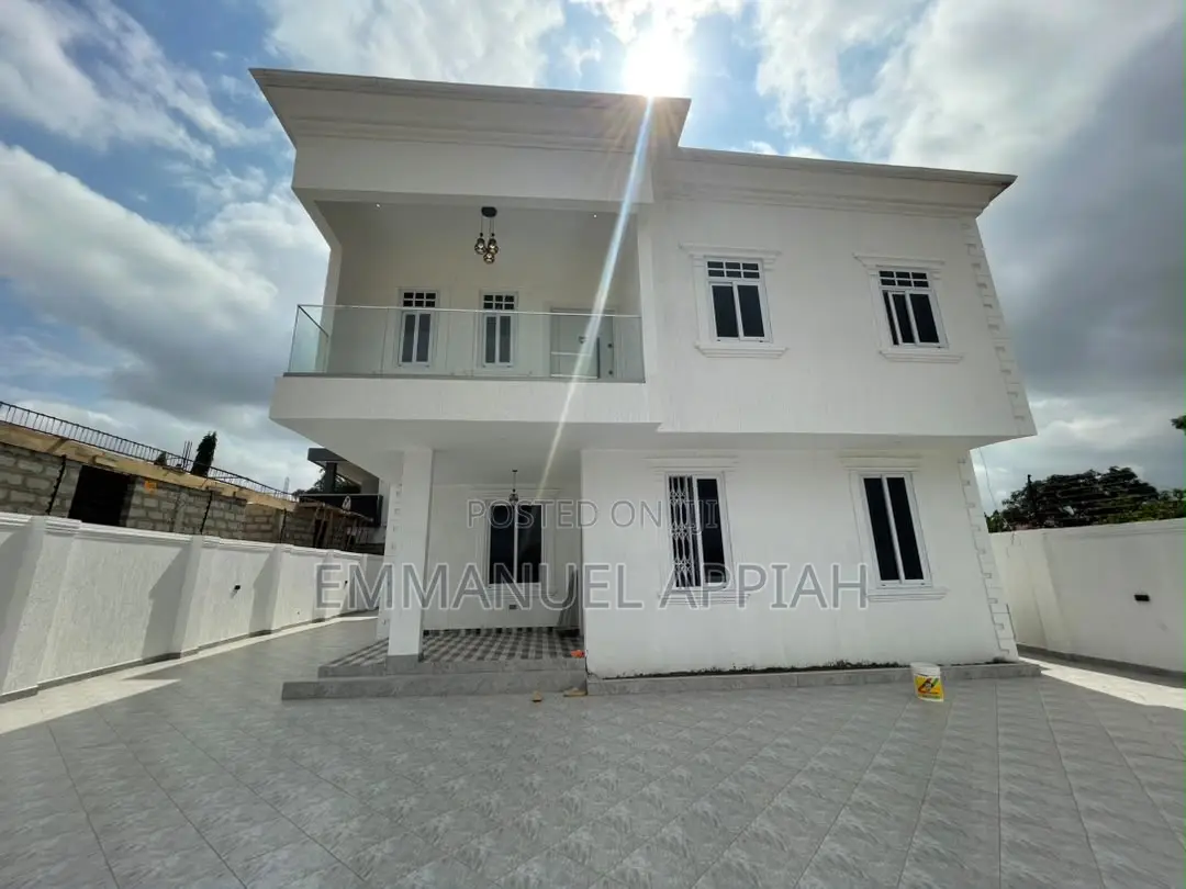 4bdrm House in Kwabenya Acp, Accra Metropolitan for sale
