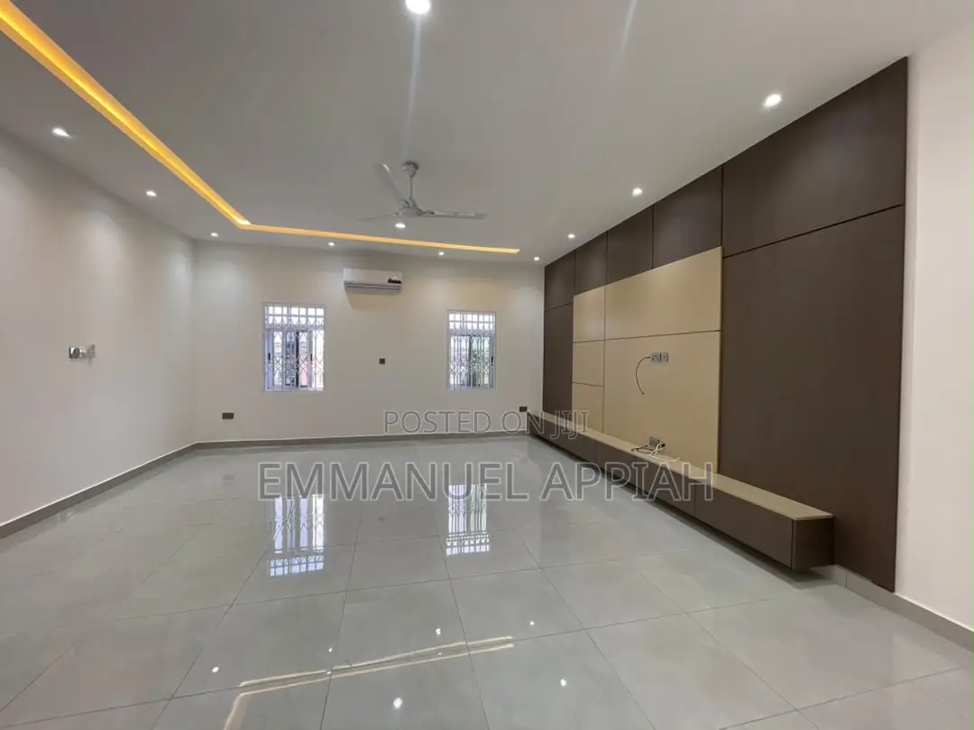 4bdrm House in Kwabenya Acp, Accra Metropolitan for sale