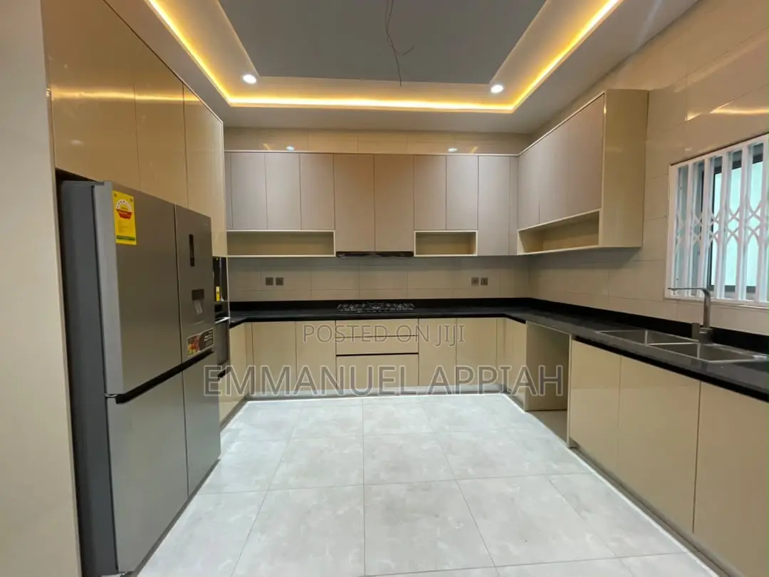 4bdrm House in Kwabenya Acp, Accra Metropolitan for sale
