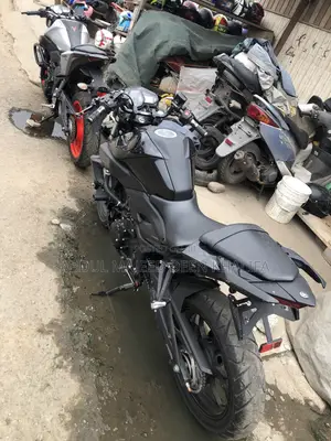 Yamaha 2020 Black