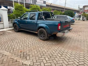 Nissan Hardbody 2017 Blue