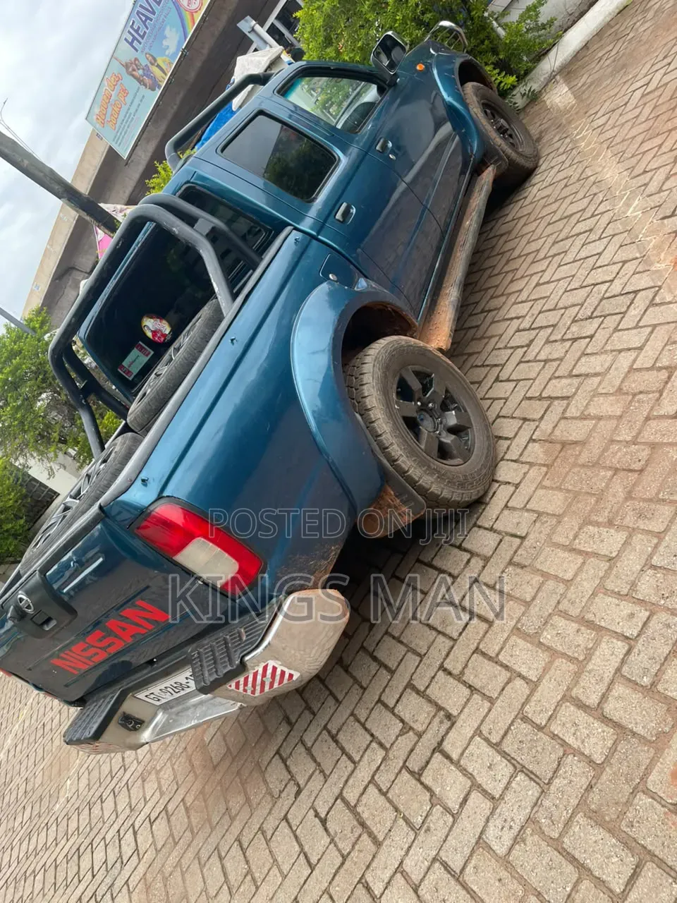Nissan Hardbody 2017 Blue