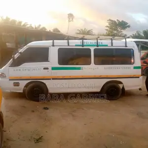 Hyundai H-100 2002 White