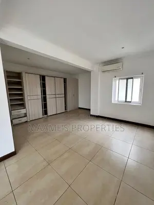 4bdrm Townhouse / Terrace in Cantonments for rent
