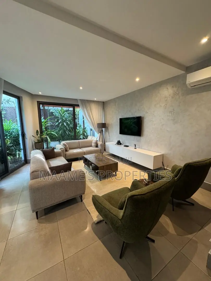 Furnished 4bdrm Townhouse/Terrace in Cantonments for sale