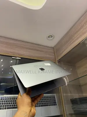 Laptop Apple MacBook Pro 2019 8GB Intel Core i5 SSD 128GB