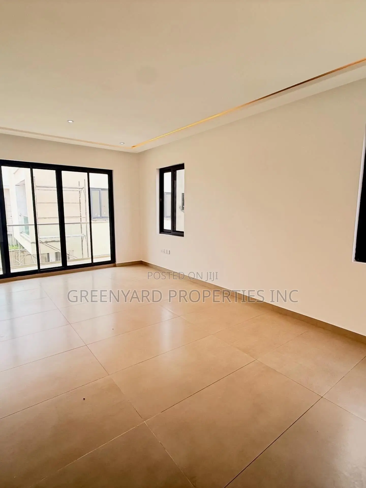 4bdrm Townhouse / Terrace in Anc, East Legon for rent