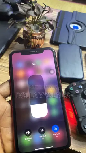 Apple iPhone 11 Pro Max 64 GB Gold