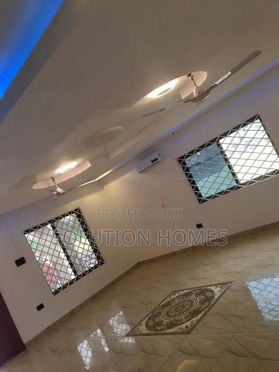 3bdrm House in Ngleshie Amanfro for rent