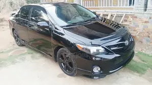 Toyota Corolla S Special Edition 4dr Sedan (1.8L 4cyl 4A) 2013 Black