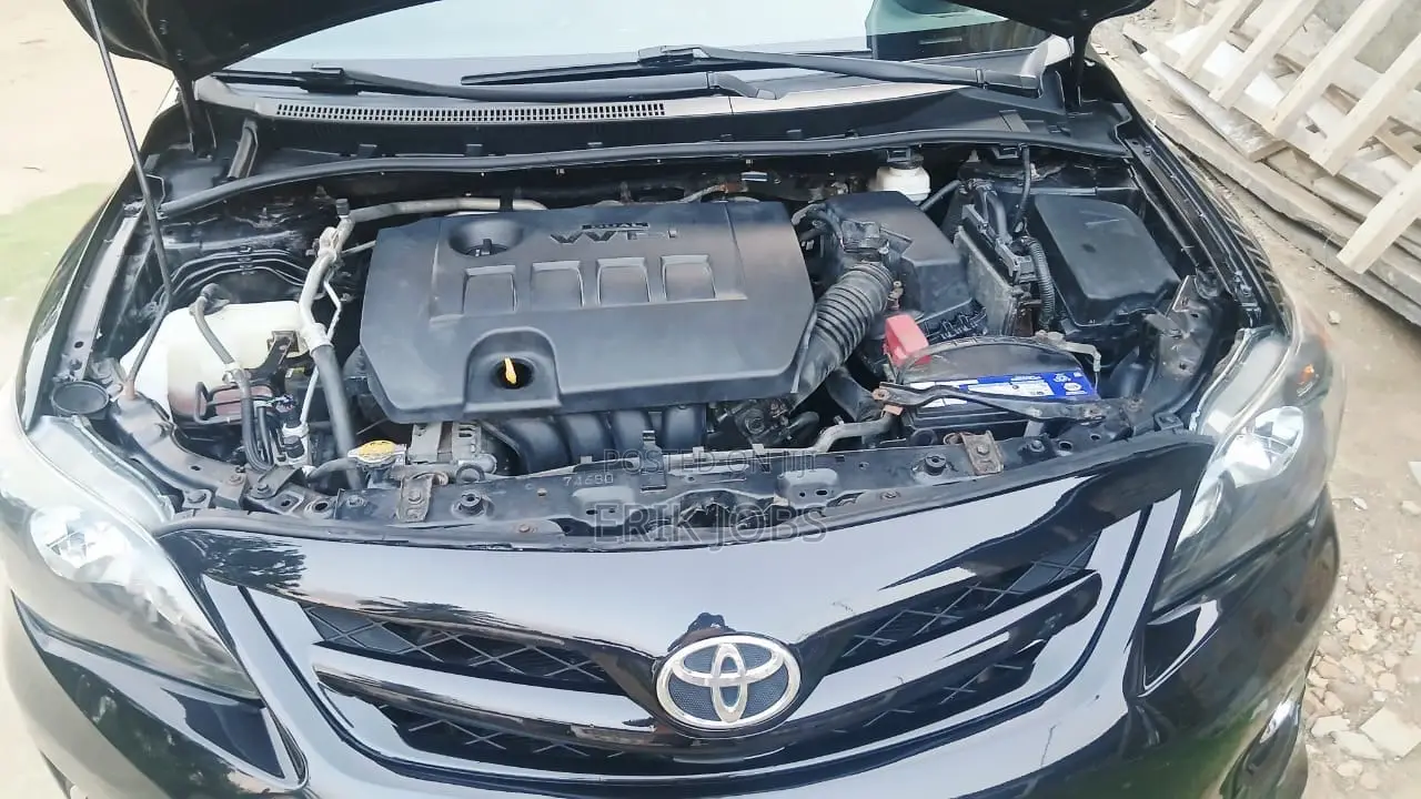 Toyota Corolla S Special Edition 4dr Sedan (1.8L 4cyl 4A) 2013 Black