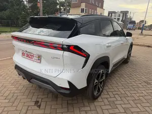 New Geely Galaxy L7 2025 White