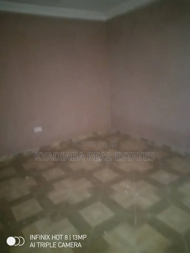 1bdrm Apartment in Kyadiaba Estate, Olebu for rent