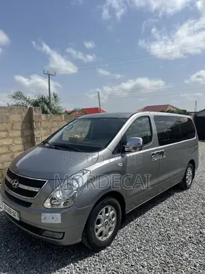 Hyundai Starex 2011 Grey
