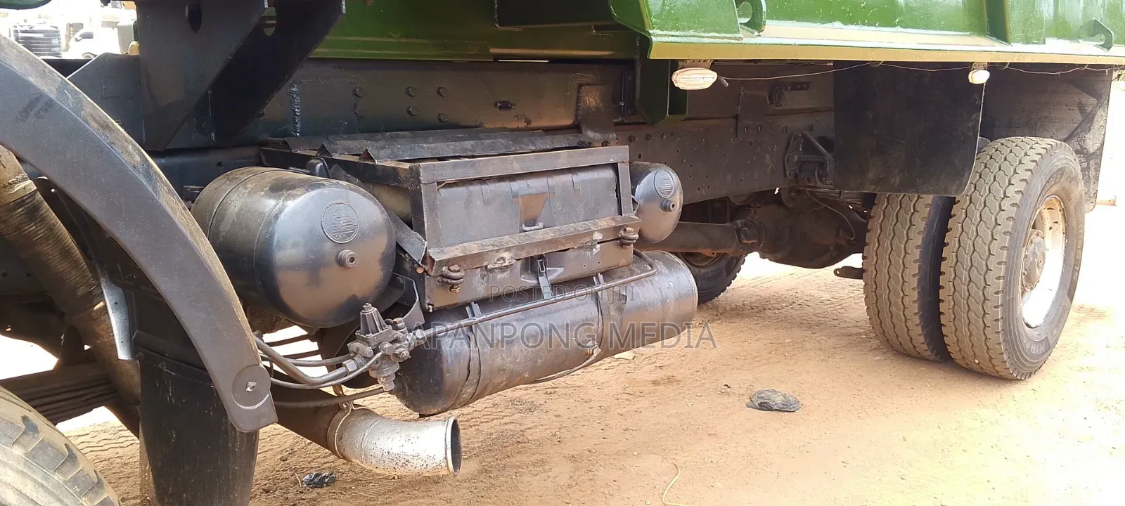 Mercedes-Benz Single Axle Tipper Truck 1996 Green