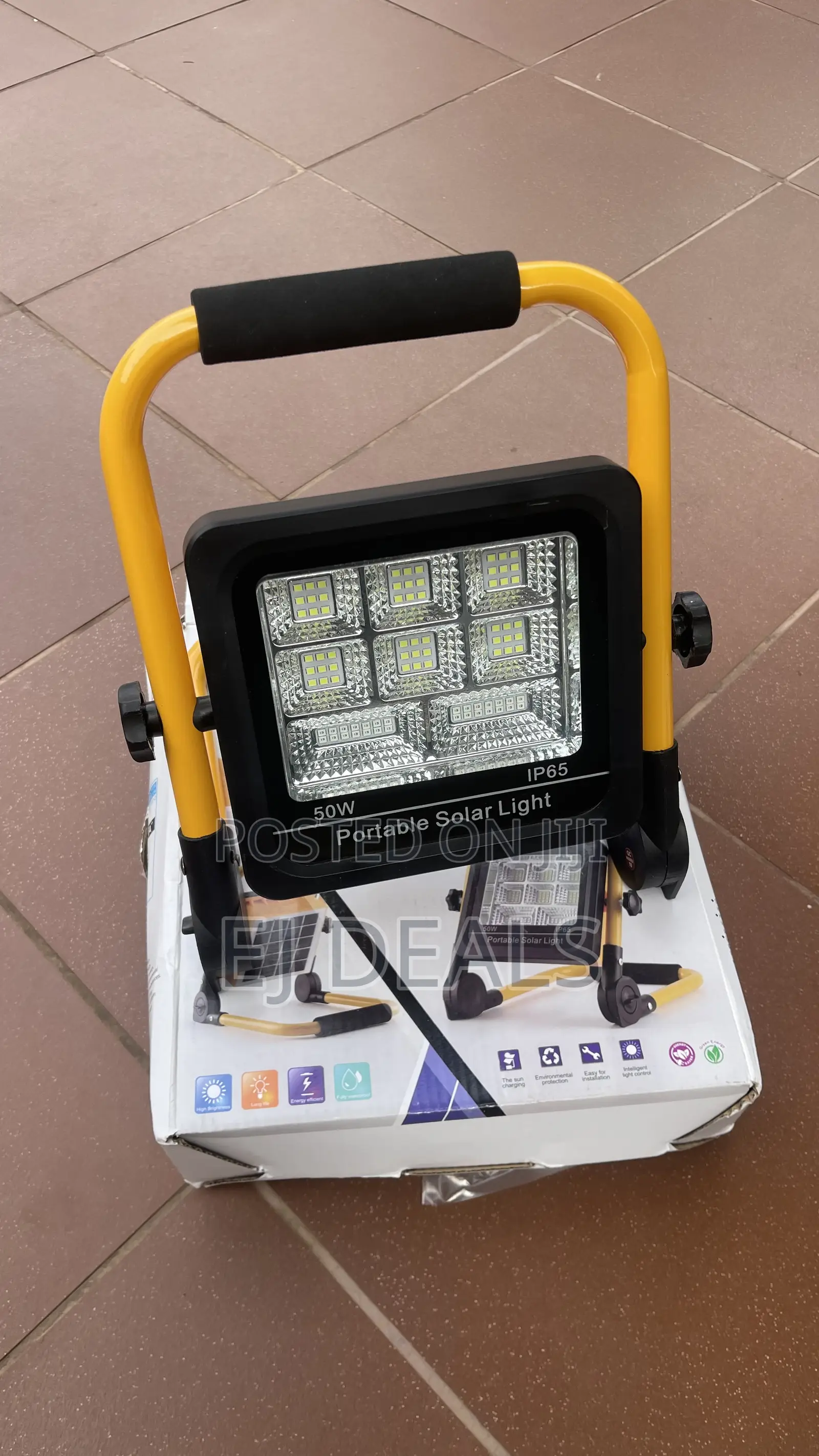 Rechargeable Worklight/Floodlight With Solar and Power Bank 50W