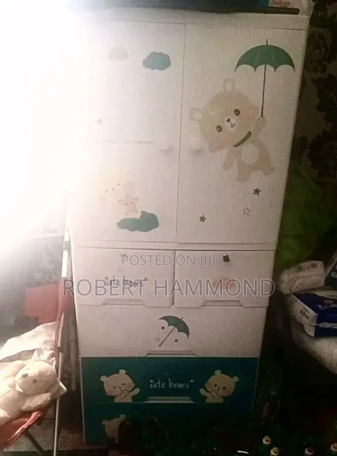 Kids Wardrobe