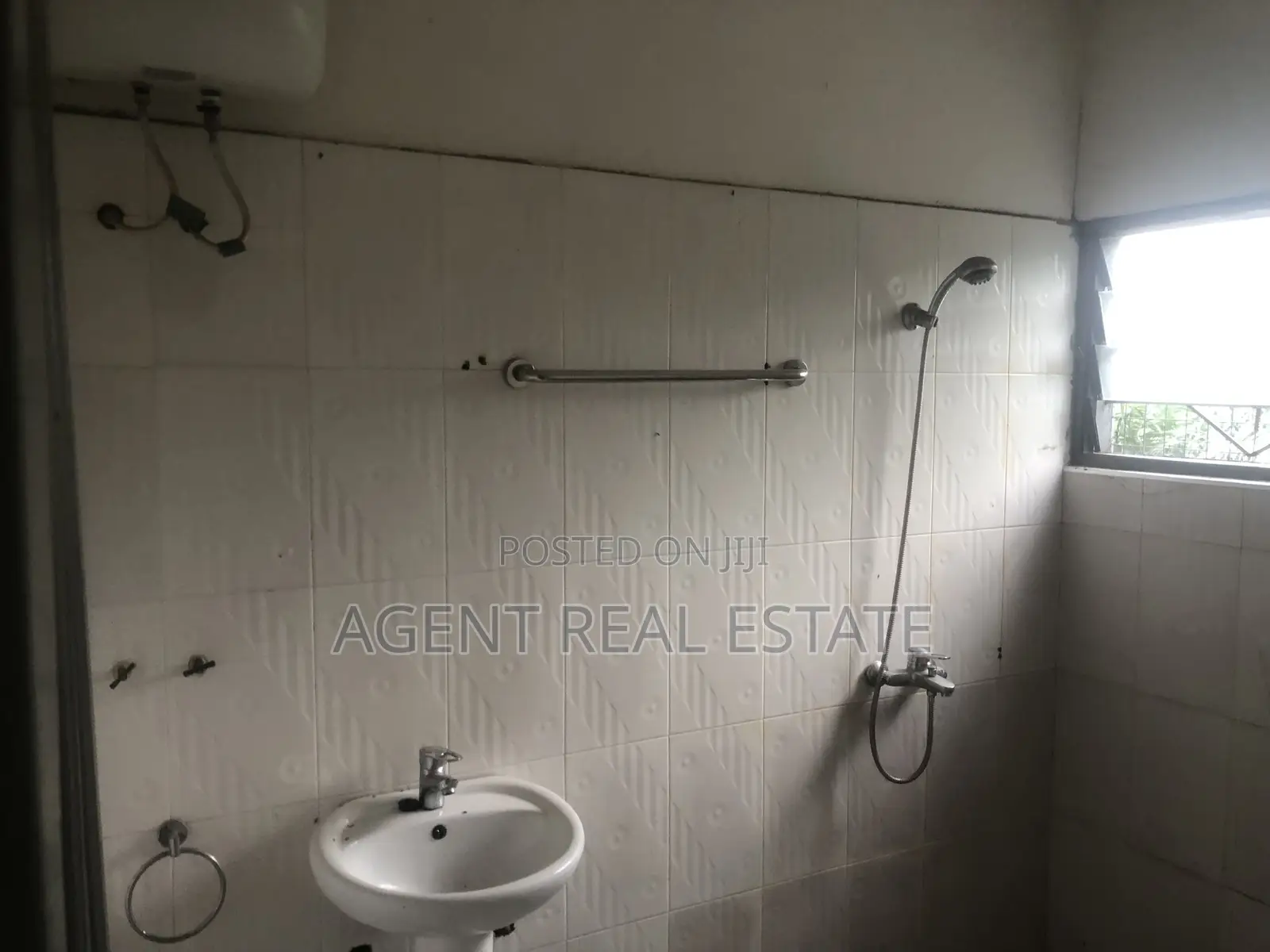 Furnished 5bdrm Apartment in Ho Municipal for rent