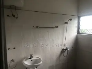 Furnished 5bdrm Apartment in Ho Municipal for rent