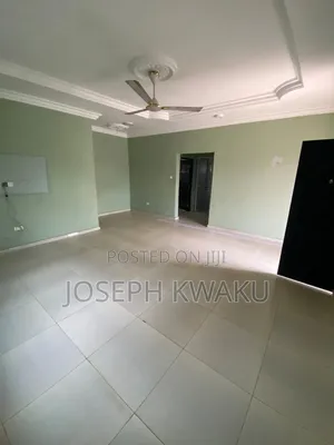 3bdrm House in Botwe Zoom Lion, Boundary Road Area for rent