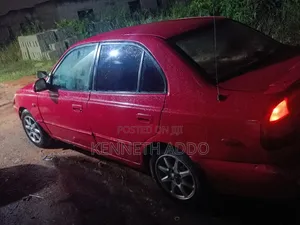 Hyundai Accent GL 2002 Red