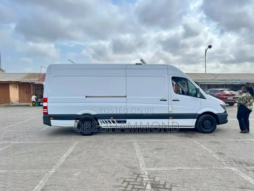Mercedes-Benz Sprinter 2017 White