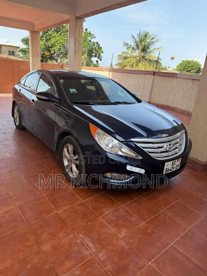Hyundai Sonata 2013 Black