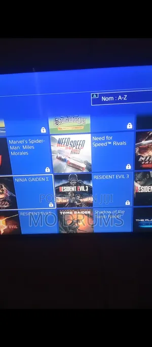 PS4 PRO Jailbreak With 12 Games and 1 Pad