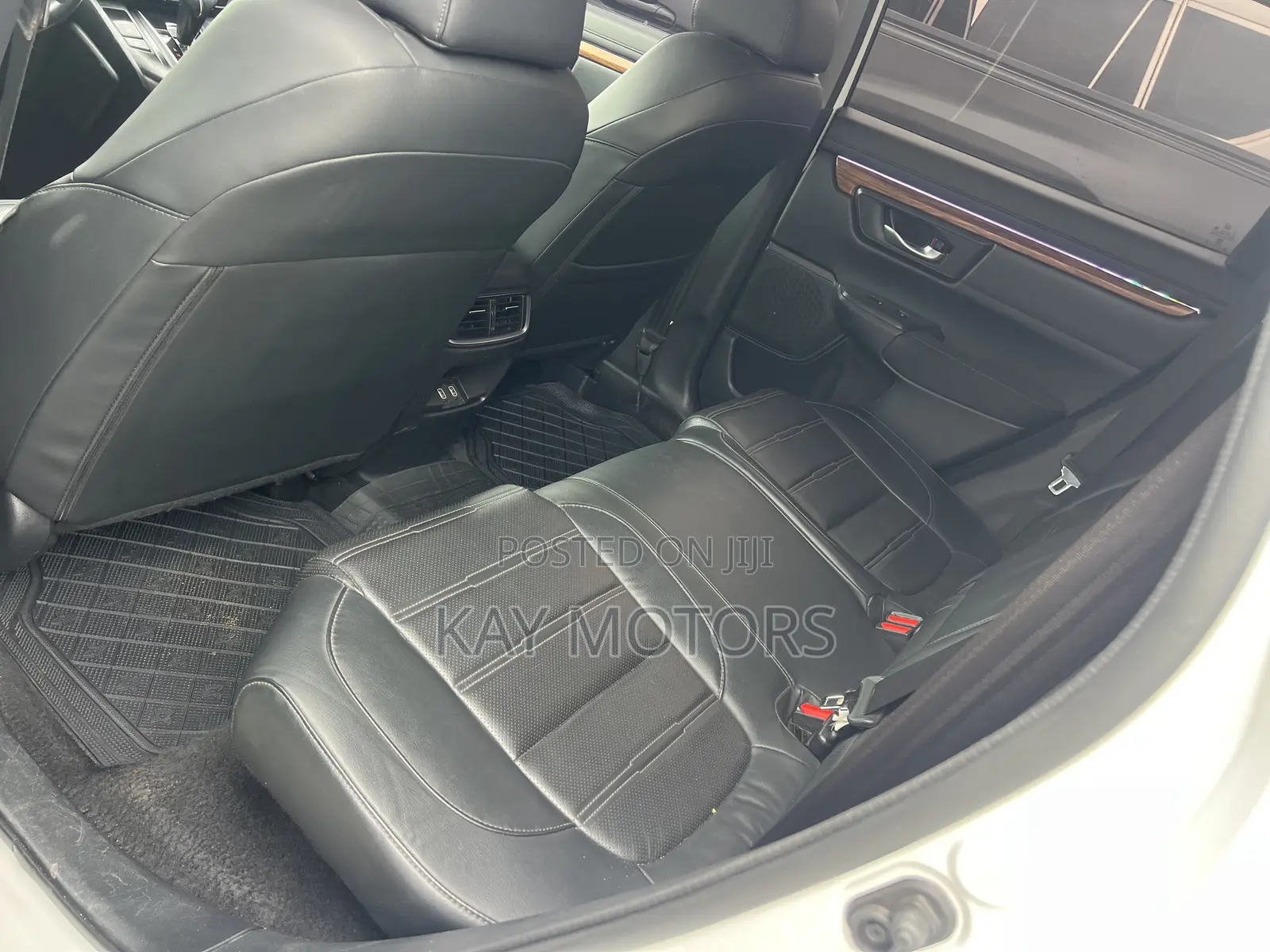 Honda CR-V Touring AWD 2019 White