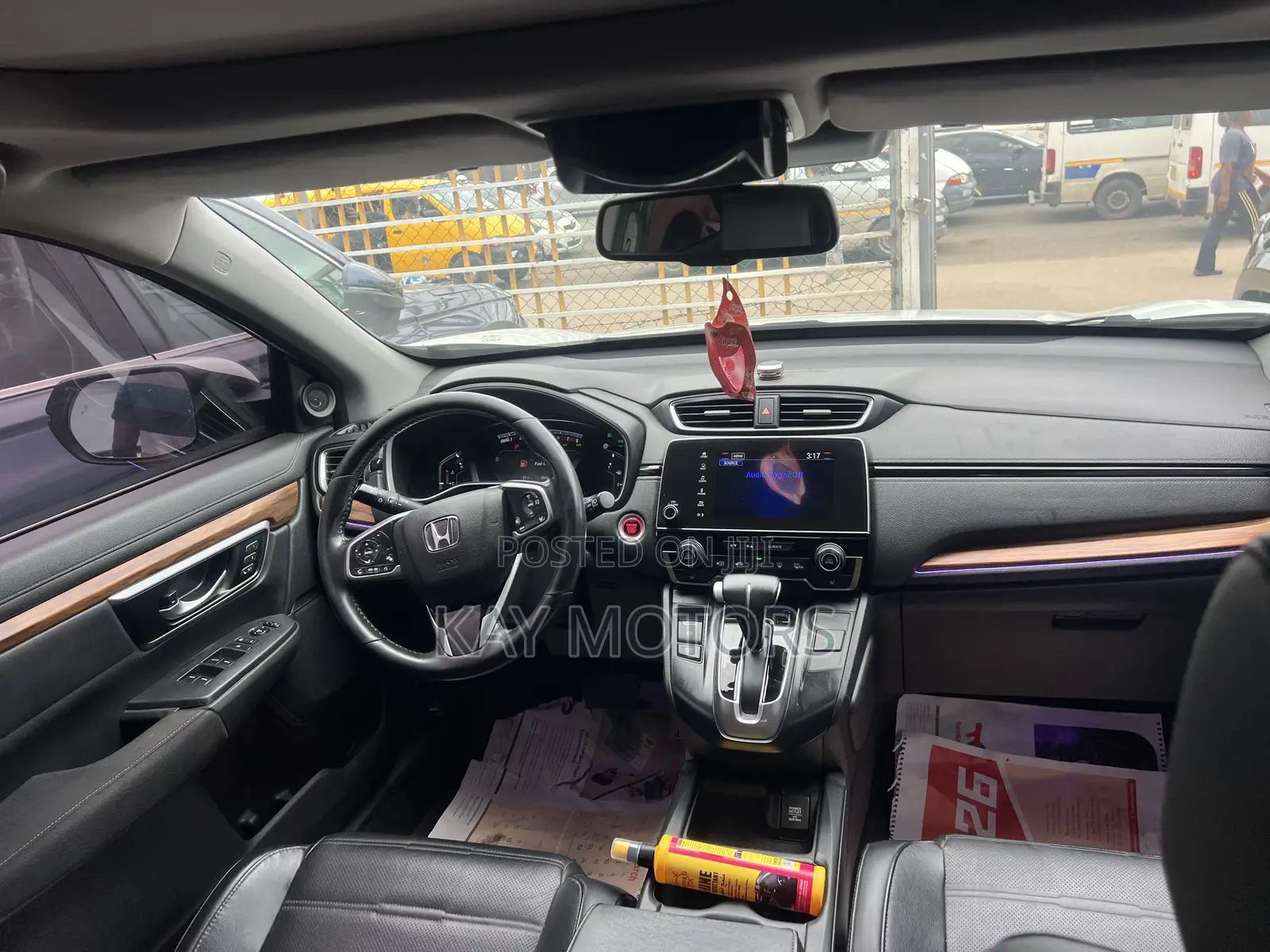 Honda CR-V Touring AWD 2019 White