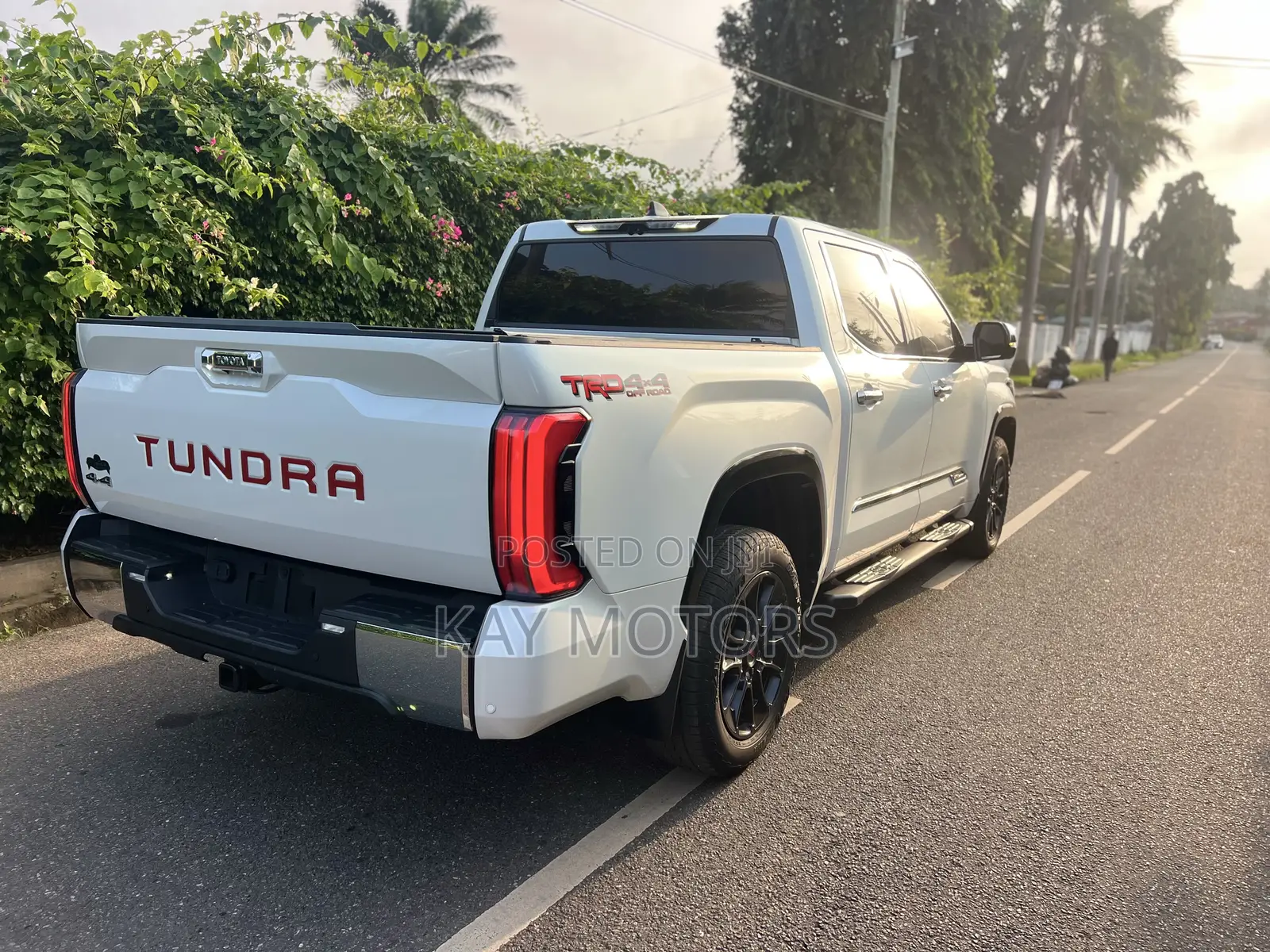 Toyota Tundra 1794 Edition CrewMax 6.5' Bed 2024 White
