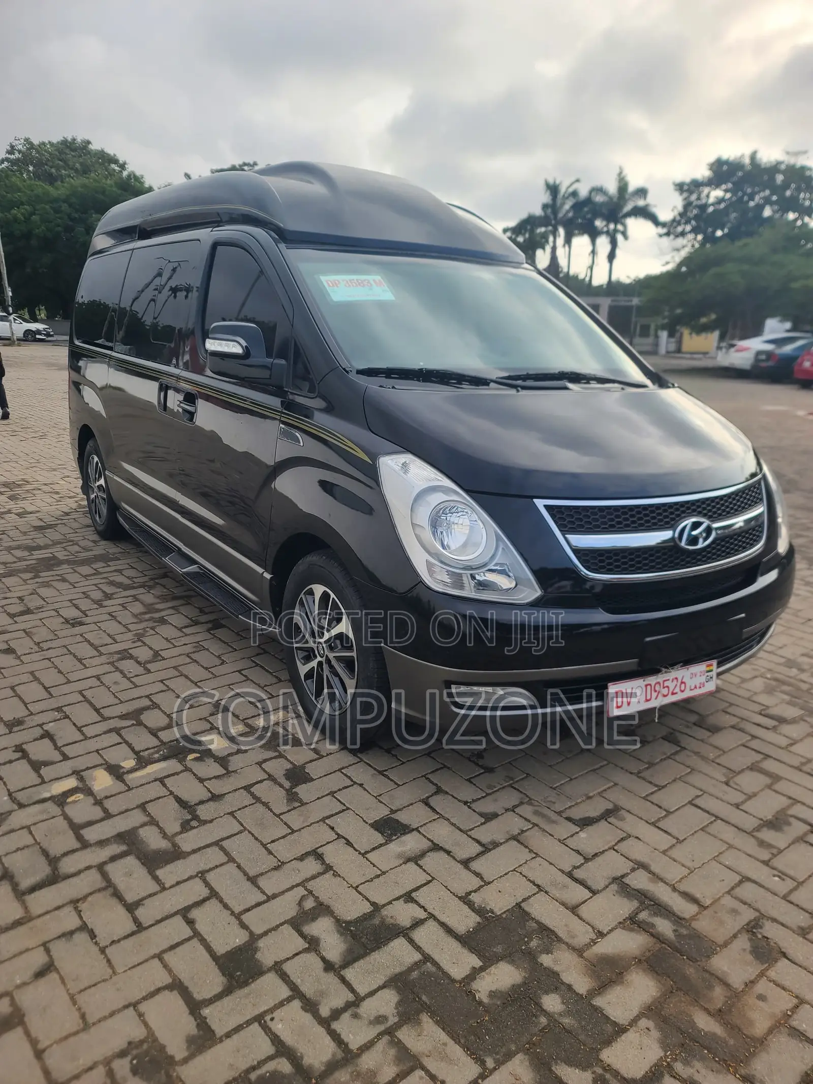 Hyundai Starex 2014 Black