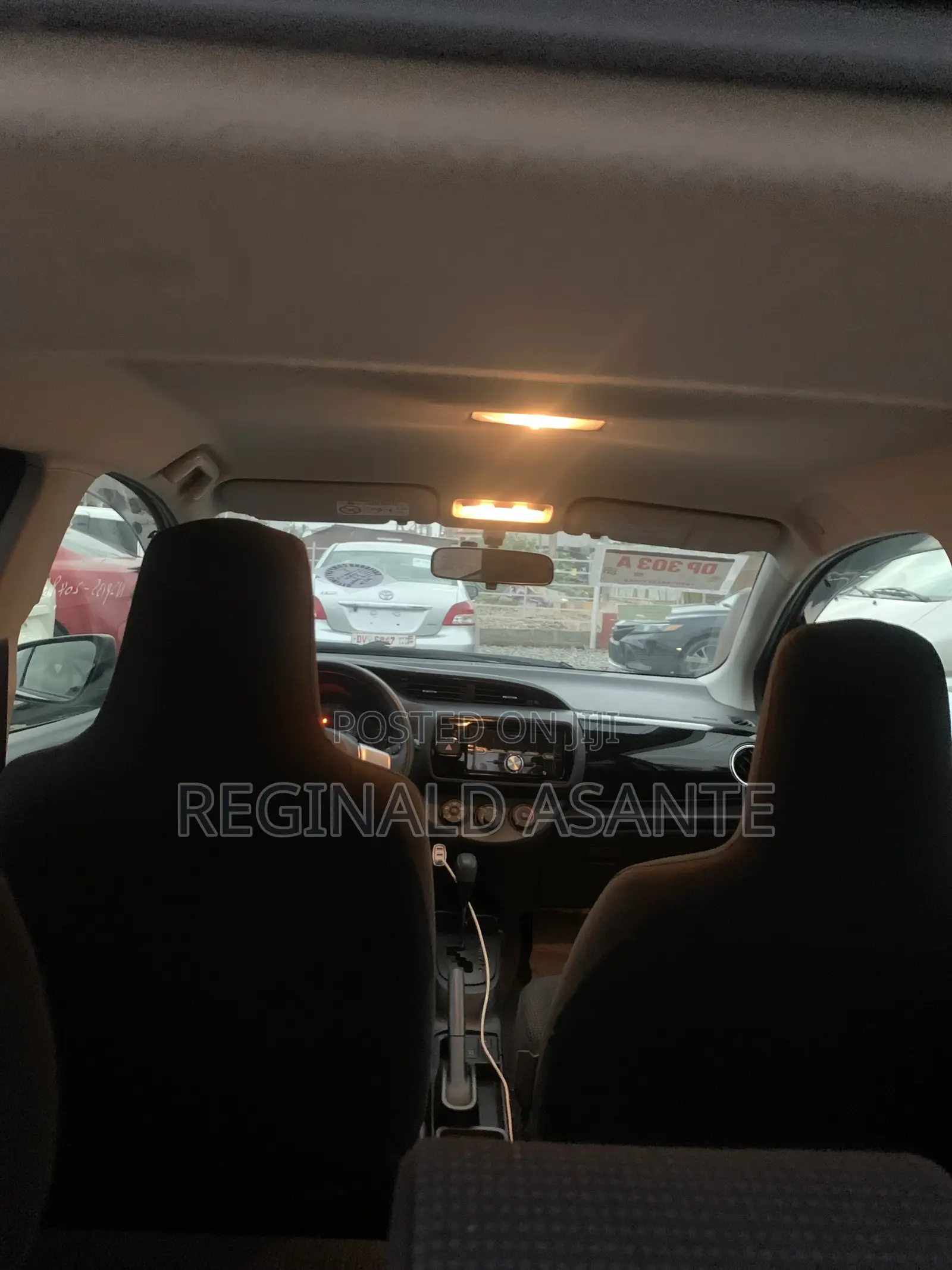 Toyota Vitz 1.3 FWD 3dr 2015 Silver