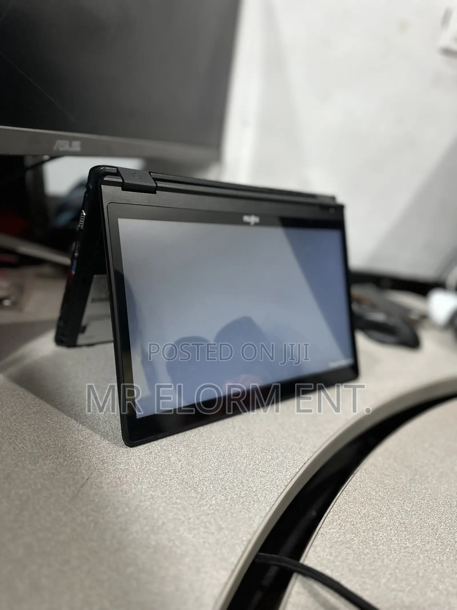 Laptop Fujitsu Lifebook U729 8GB Intel Core i5 SSD 256GB