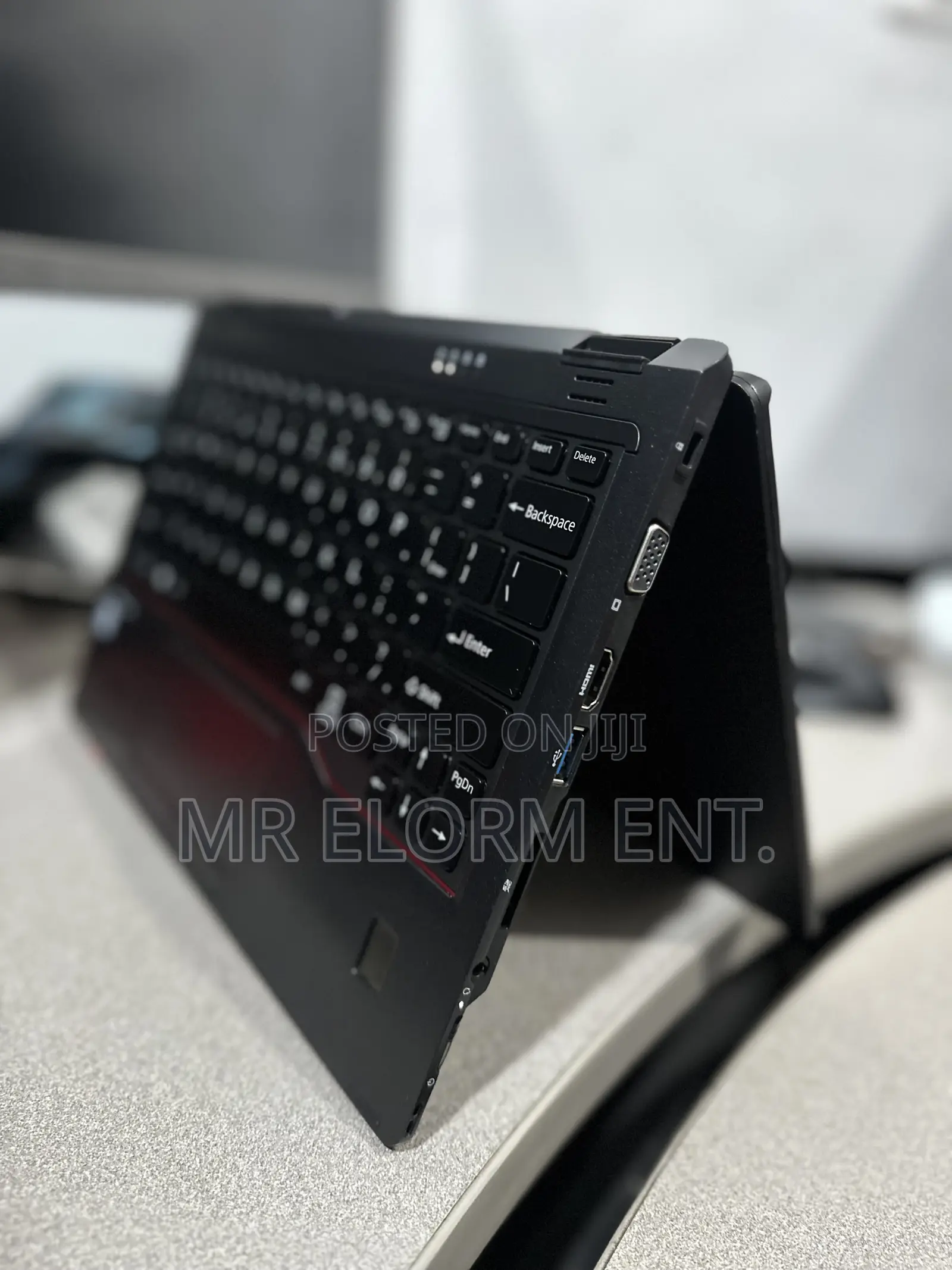 Laptop Fujitsu Lifebook U729 8GB Intel Core i5 SSD 256GB
