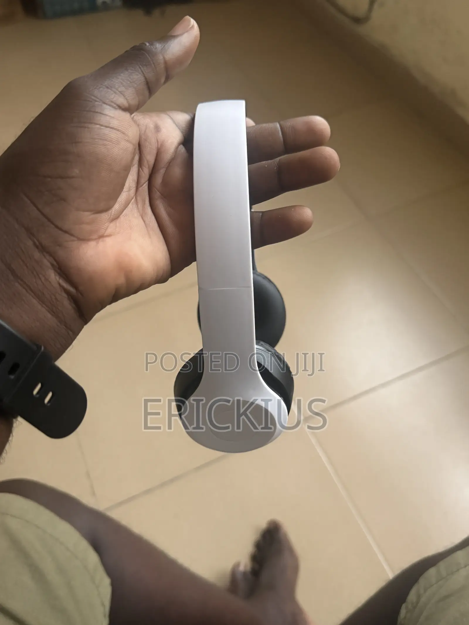 P47 Rechargeable Bluetooth Headphone Bass