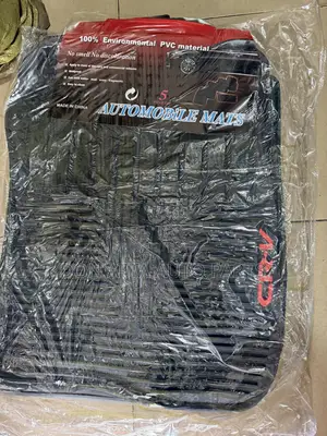 Honda CR-V 2018–2020 Floor Mat Available 