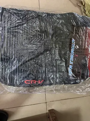 Honda CR-V 2018–2020 Floor Mat Available 