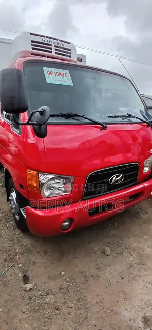 Clean Hyundai Mighty 2013 Model
